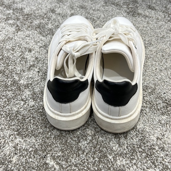 Steven Madden sneakers - Picture 4 of 4